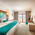 Отель Alua Helios Bay Обзор