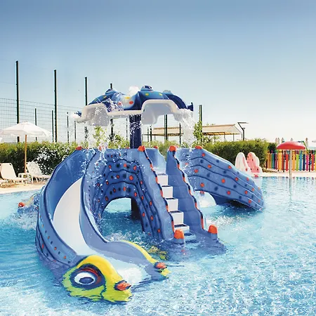 Alua Helios Bay فندق