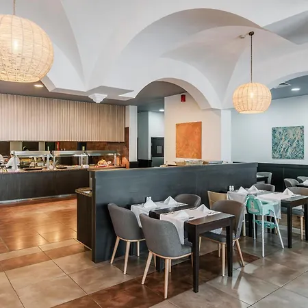 فندق Alua Helios Bay ابزور