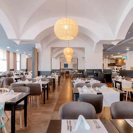 فندق Alua Helios Bay