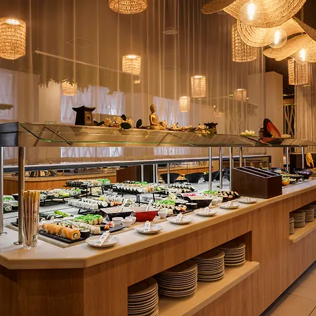 Хотел Alua Helios Bay