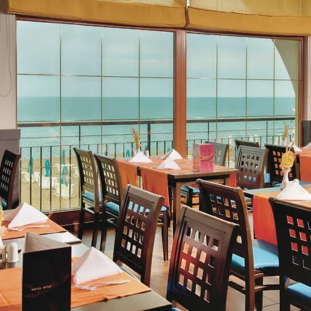 Alua Helios Bay 4* ابزور