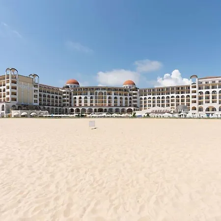 Hotel Alua Helios Bay 4*