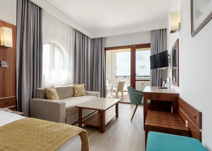 Alua Helios Bay - 4* Obzor