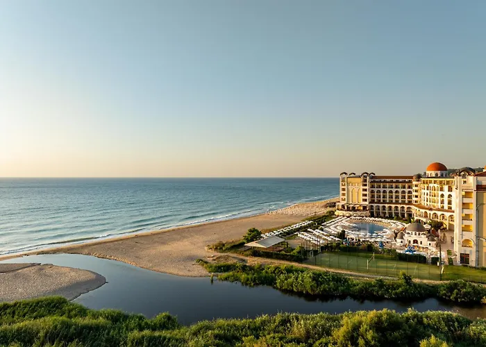 Alua Helios Bay - 4*