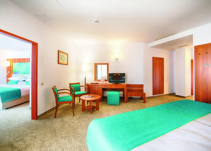 Alua Helios Bay Obzor